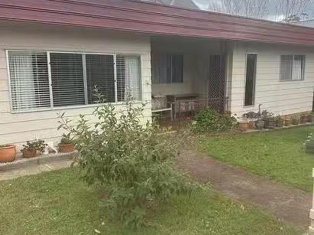 Nice 14 Southport Avenue, Tamborine Mountain, QLD 4272