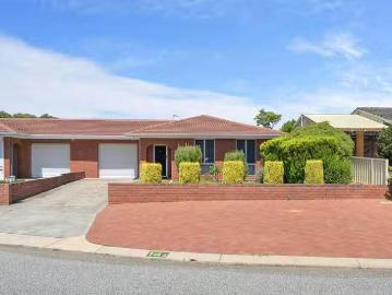Unique 14A Godfrey Place, Kingsley, WA 6026