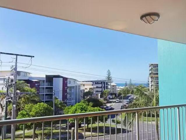 Deal! 15/18 Mahia Terrace, Kings Beach, QLD 4551