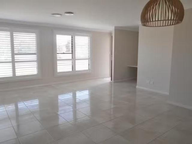 Just in! 15/19 21 Boundary Road, DUBBO Townhouse for rent Lis.
