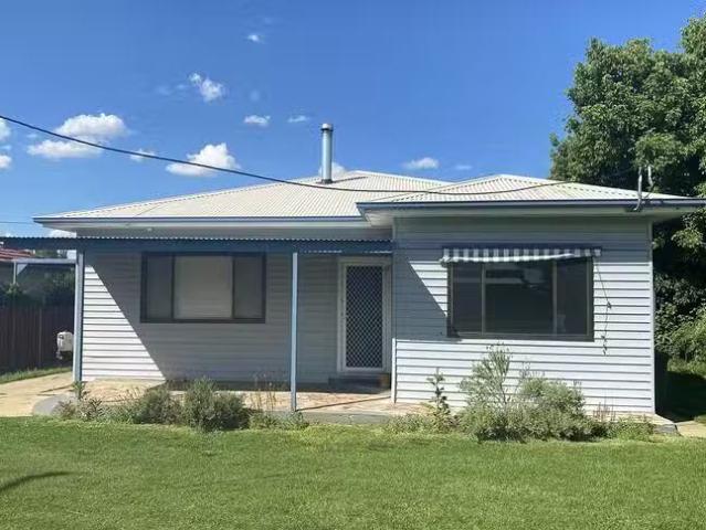 Charming 152 Market Street, Mudgee, NSW 2850