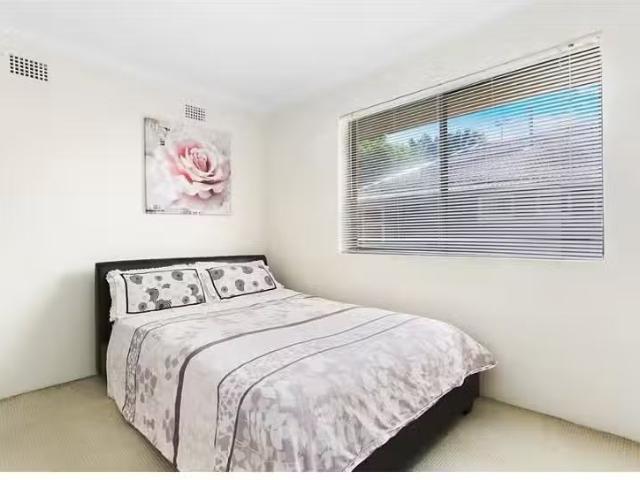Just in! 15/47 Palomar Parade, Freshwater Apartment for rent.
