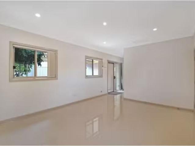 Deal! 159A Proctor Parade, CHESTER HILL Apartment for rent Li.
