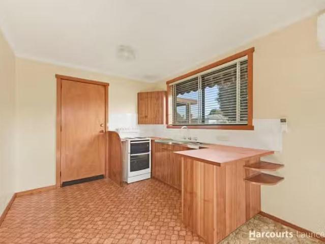 Unique 1/5 7 Lytton Street, INVERMAY, TAS 7248 House for Rent