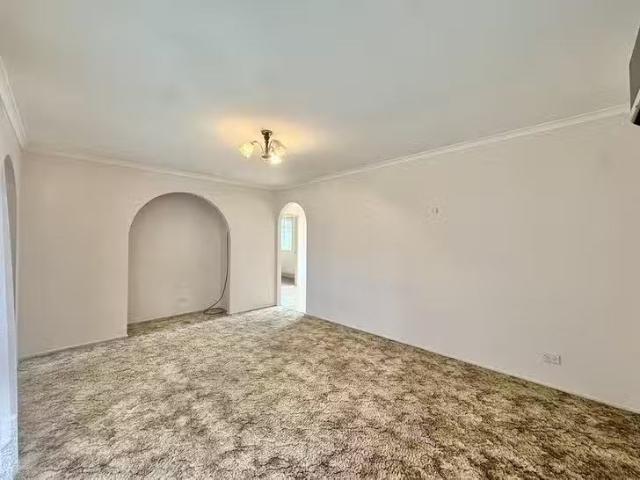 Rental! 15 Adeline Avenue, Lake Munmorah, NSW 2259
