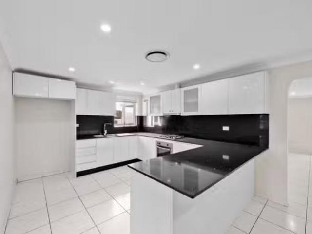 Deal! 15 Cheyenne Road, Greenfield Park, NSW 2176