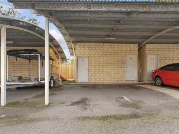 Cozy 15 Disney Road, Parmelia, WA 6167