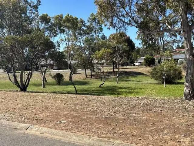 Deal! 15 Johnston Court, Normanville, SA 5204