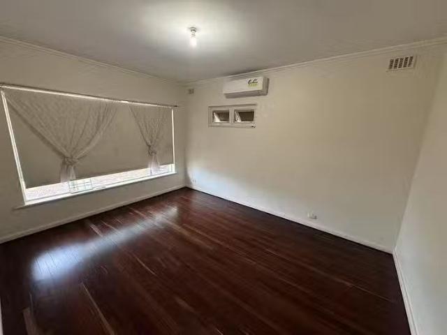Charming 15 Murray Street, Ridgehaven, SA 5097
