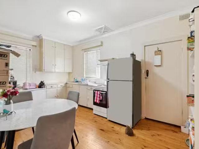 Cozy 15 Surf Street, South Brighton, SA 5048