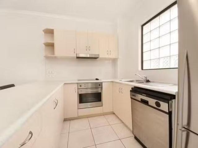 Unique 16/61 Minnie Street, Parramatta Park, QLD 4870