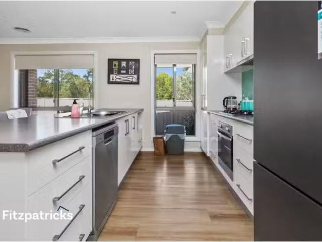 For Rent! 1/66 Bradman Drive, Boorooma Apartment for rent Lis.