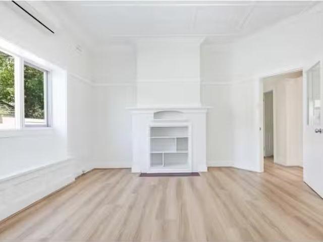 For Rent! 16 Allison Avenue, Lane Cove House for rent Listed.