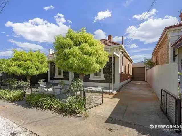 Cheap 16 Avenue Road, Prospect, SA 5082