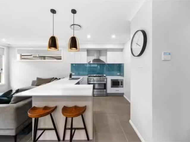 Unique 16 Eades Street, MARSDEN PARK House for rent Listed by.