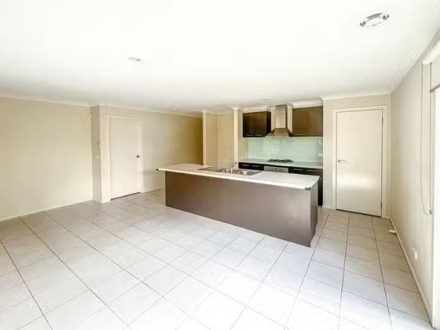 For Rent! 16 Grafton Street, MERNDA, VIC 3754 House for Rent