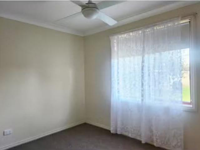 For Rent! 16 Pegasus Place, Dubbo House for rent Listed by Pr.