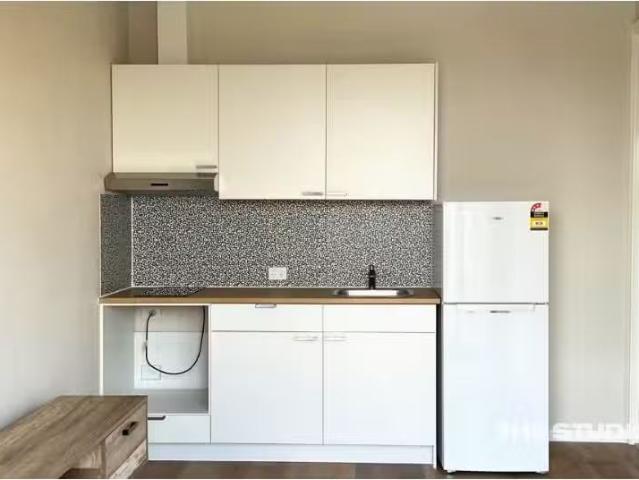 Deal! 16a Flegg Street, North Kellyville Apartment for rent L.