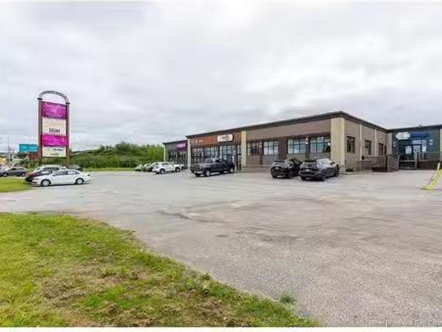 Charming 178 Thorne Ave, Saint John, NB, E2J 1W9 commercial.