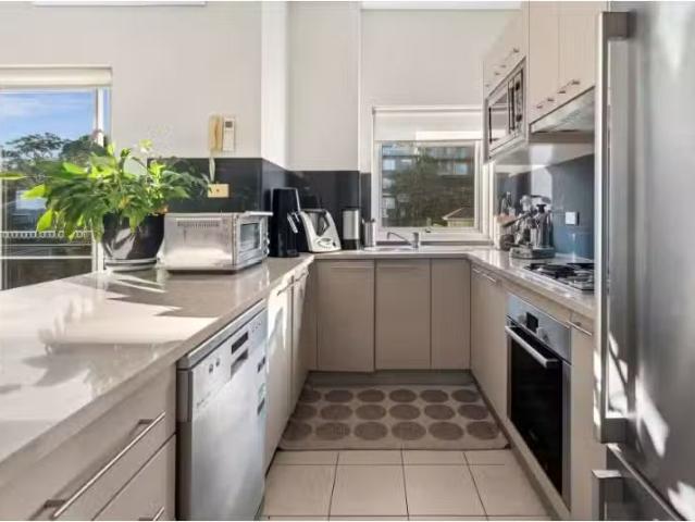 Just in! 18/29 33 Waine Street, Freshwater Apartment for rent.