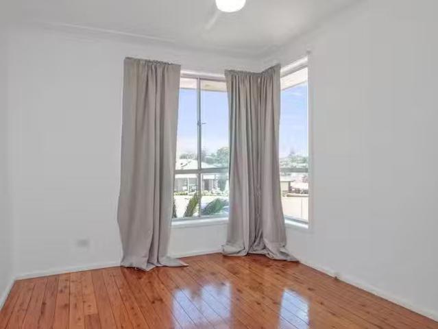 Just in! 18 Tennyson Street, Winston Hills, NSW 2153
