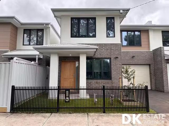 Rental! 18C Norwood St, Albion VIC 3020