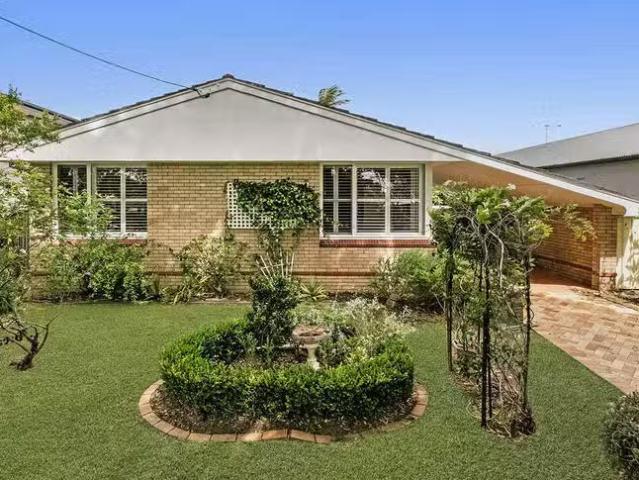 Charming 191 Kiora Road, Yowie Bay, NSW 2228