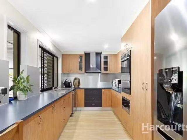 Just in! 19 Cassandra Crescent, URANGAN, QLD 4655 House for.