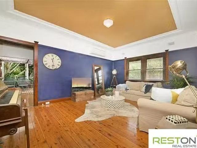 For Rent! 19 Emert Street, Wentworthville, NSW 2145