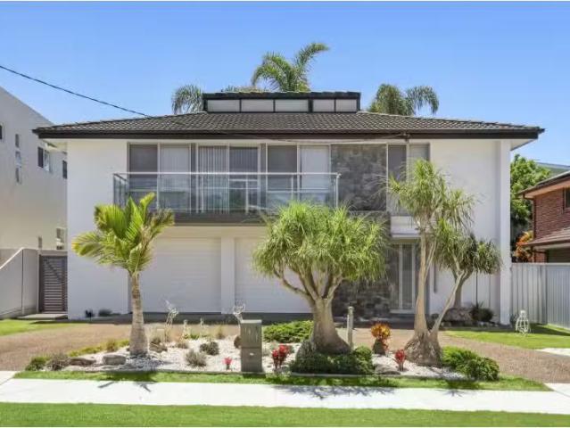 Cheap 19 Lucas Avenue, Malabar House for rent Listed by Miche.
