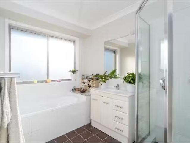 For Rent! 19B Chivers Circuit, MUSWELLBROOK Townhouse for rent.