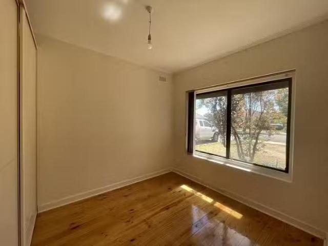 Cozy 1 Ann Place, Renown Park, SA 5008
