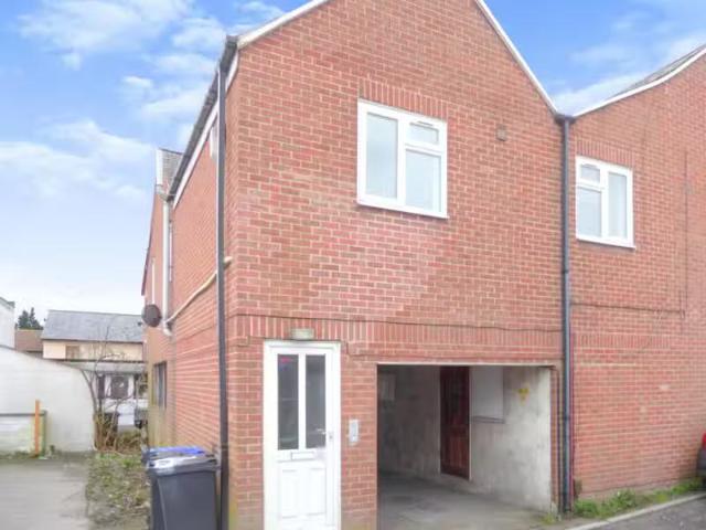 Nice 1 BA Studio apartment for rent in Timbrell Street, Trowbr.
