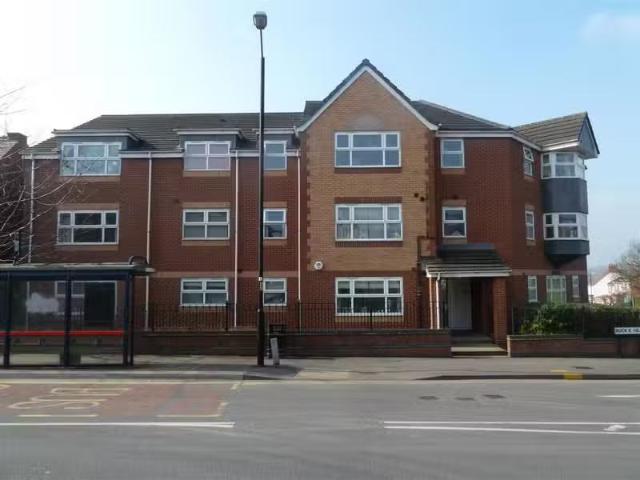 Unique 1 BA Studio flat for rent in Pickering Lodge, Coleshill.