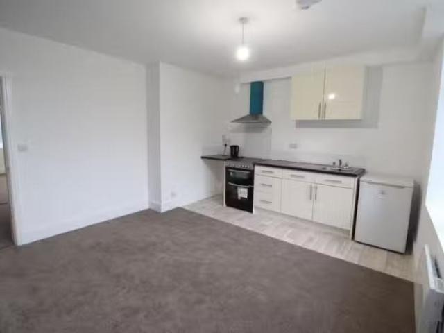 New 1 BA 1 bedroom apartment for rent in Cavendish Street, Kei.