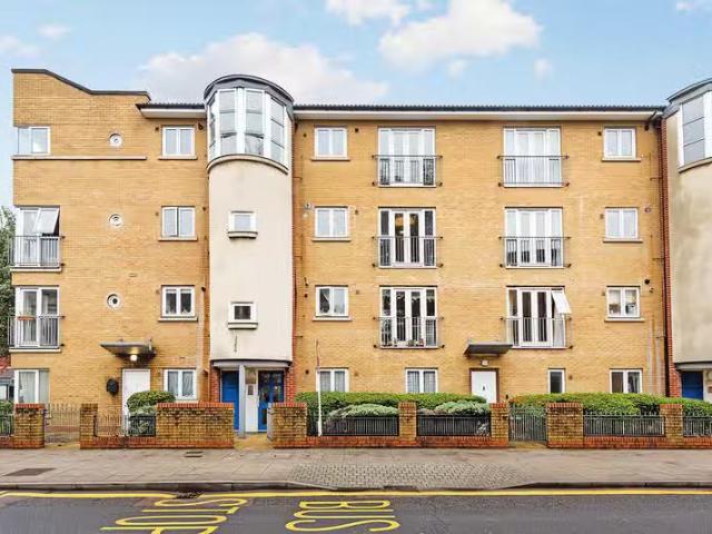 Deal! 1 BA 1 bedroom apartment for rent in Eastway, Homerton, E9