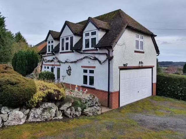 Nice 1 BA 1 bedroom apartment for rent in White Hill, Kinver.