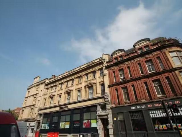 Just in! 1 BA 1 bedroom flat for rent in Baldwin Street, Brist.