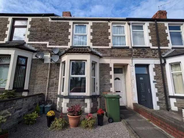 Unique 1 BA 1 bedroom flat for rent in Bedwas Road, Caerphilly.