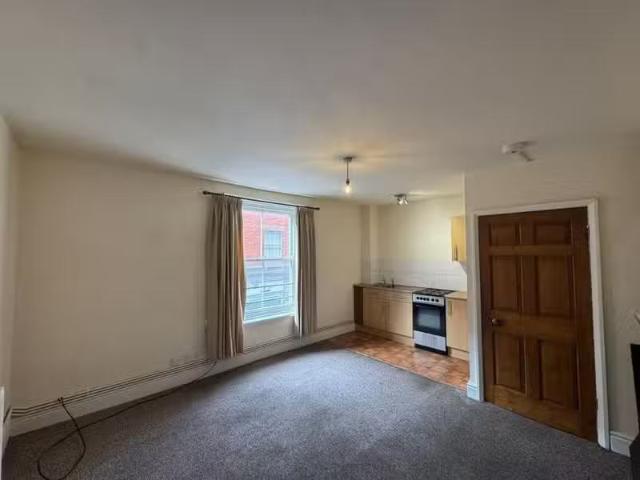 Charming 1 BA 1 bedroom flat for rent in Bridgegate, Retford.