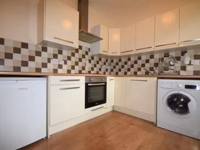 For Rent! 1 BA 1 bedroom flat for rent in Claude Road, Roath.