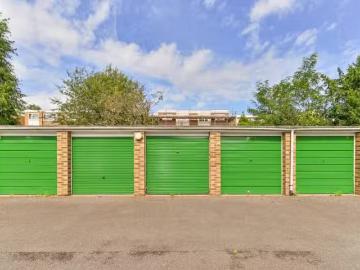 Deal! 1 BA 1 bedroom flat for rent in Hayne Road, Beckenham, BR3