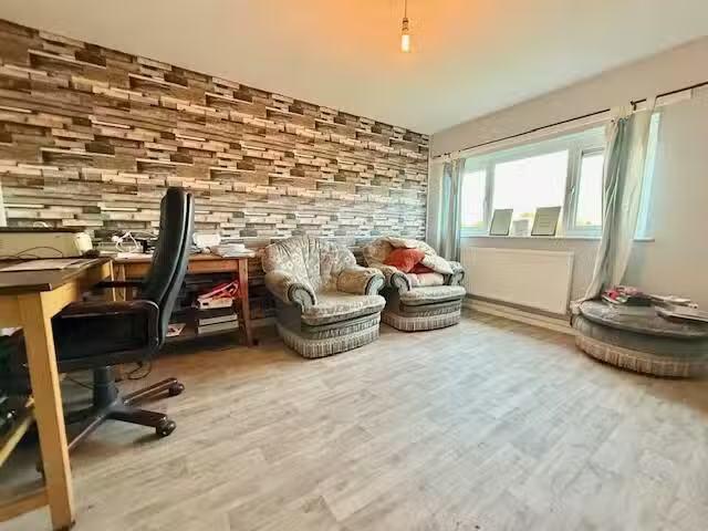 Cheap 1 BA 1 bedroom flat for rent in Larch Walk, Yardley B25