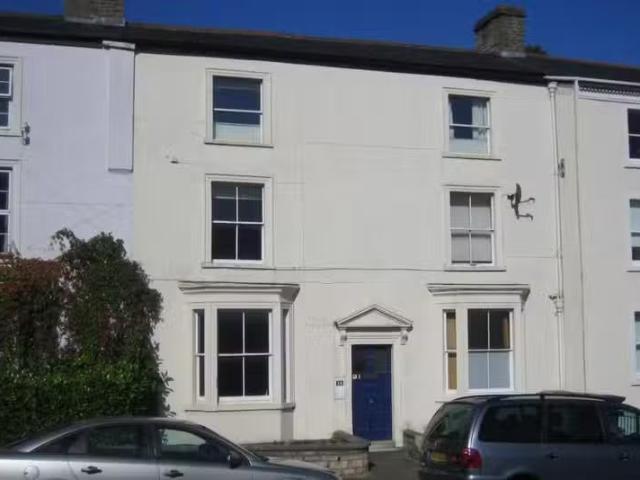 Nice 1 BA 1 bedroom flat for rent in Portway, Frome, Somerset.