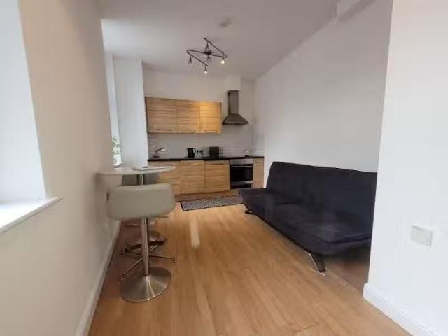 For Rent! 1 BA 1 bedroom flat for rent in The Corner House, 12.