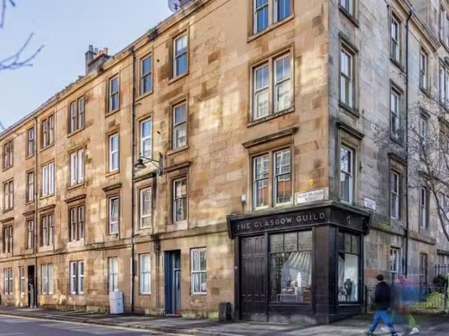Charming 1 BA 1 bedroom flat for rent in West Graham Street, G.