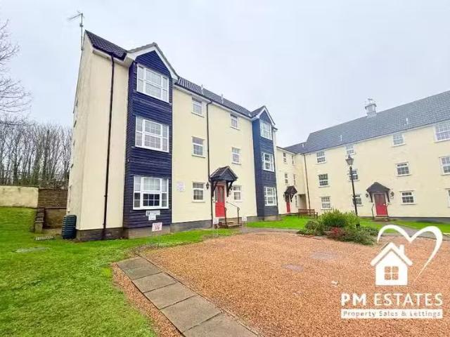 Nice 1 BA 1 bedroom ground floor flat for rent in Red Lion Cou.