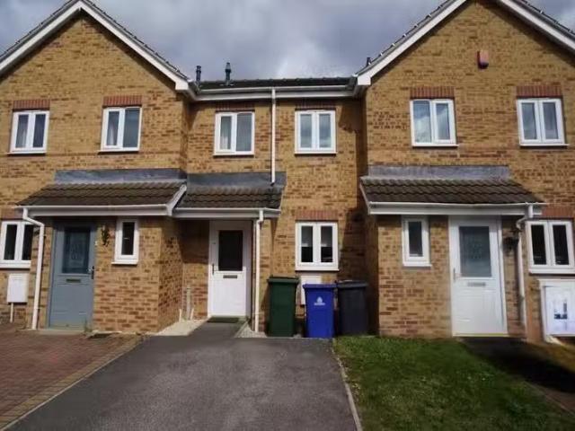 Rental! 1 BA 2 bedroom terraced house for rent in Wakelam Driv.
