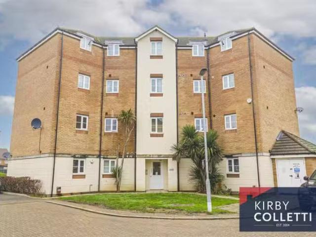Rental! 1 BA 2 bedroom apartment for rent in Huron Road, Turnf.