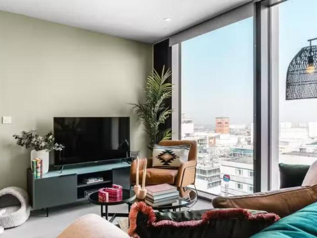 Just in! 1 BA 2 bedroom apartment for rent in Mercian, Birming.